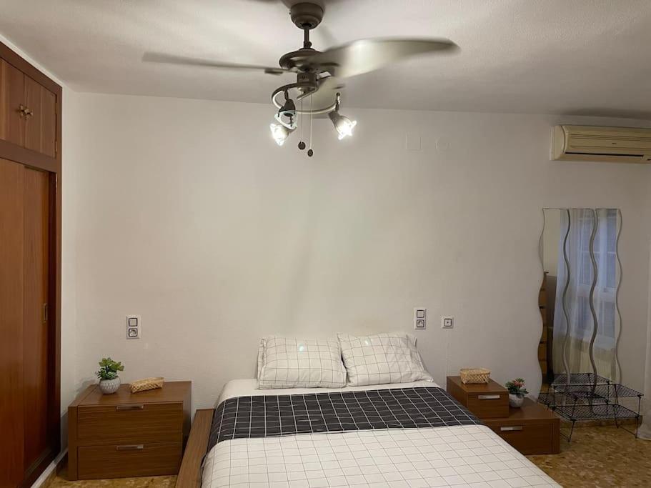 Precioso Apartamento Junto Al Centro Con Garaje バレンシア エクステリア 写真