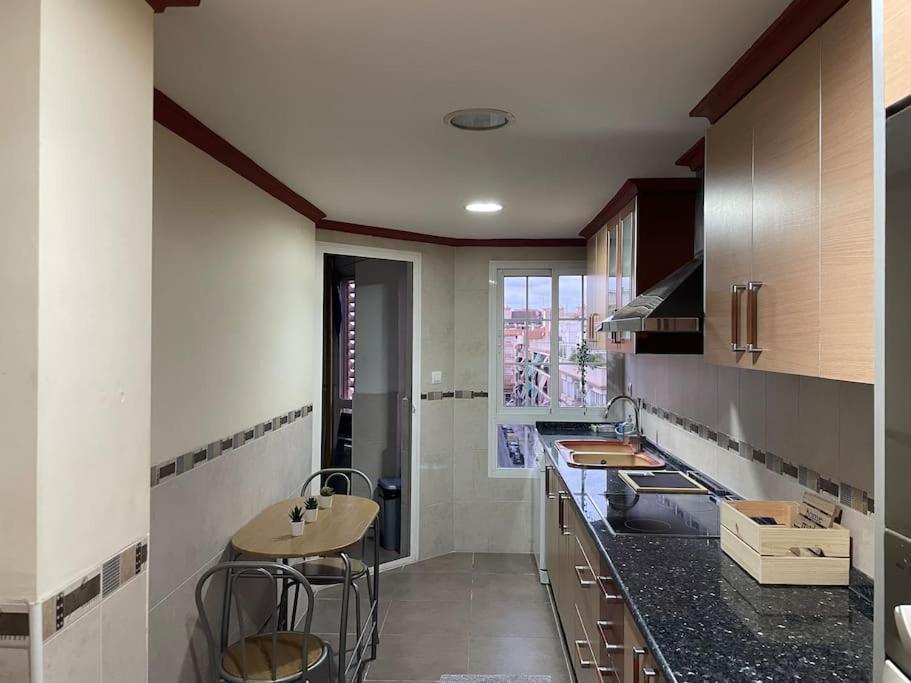 Precioso Apartamento Junto Al Centro Con Garaje バレンシア エクステリア 写真