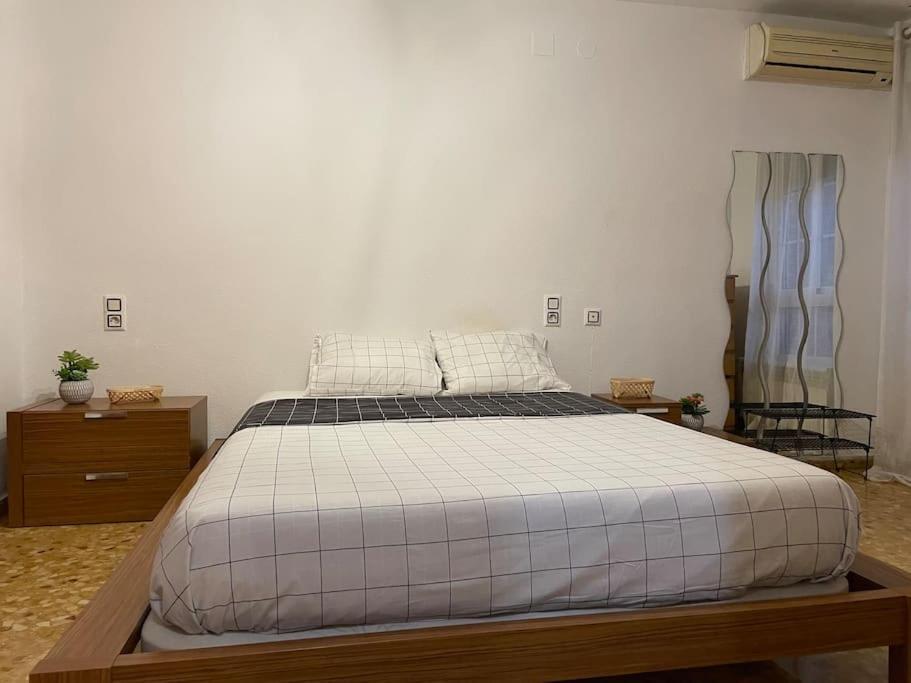 Precioso Apartamento Junto Al Centro Con Garaje バレンシア エクステリア 写真